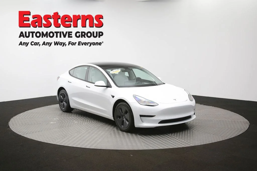 Used 2023 White Tesla Base image 44