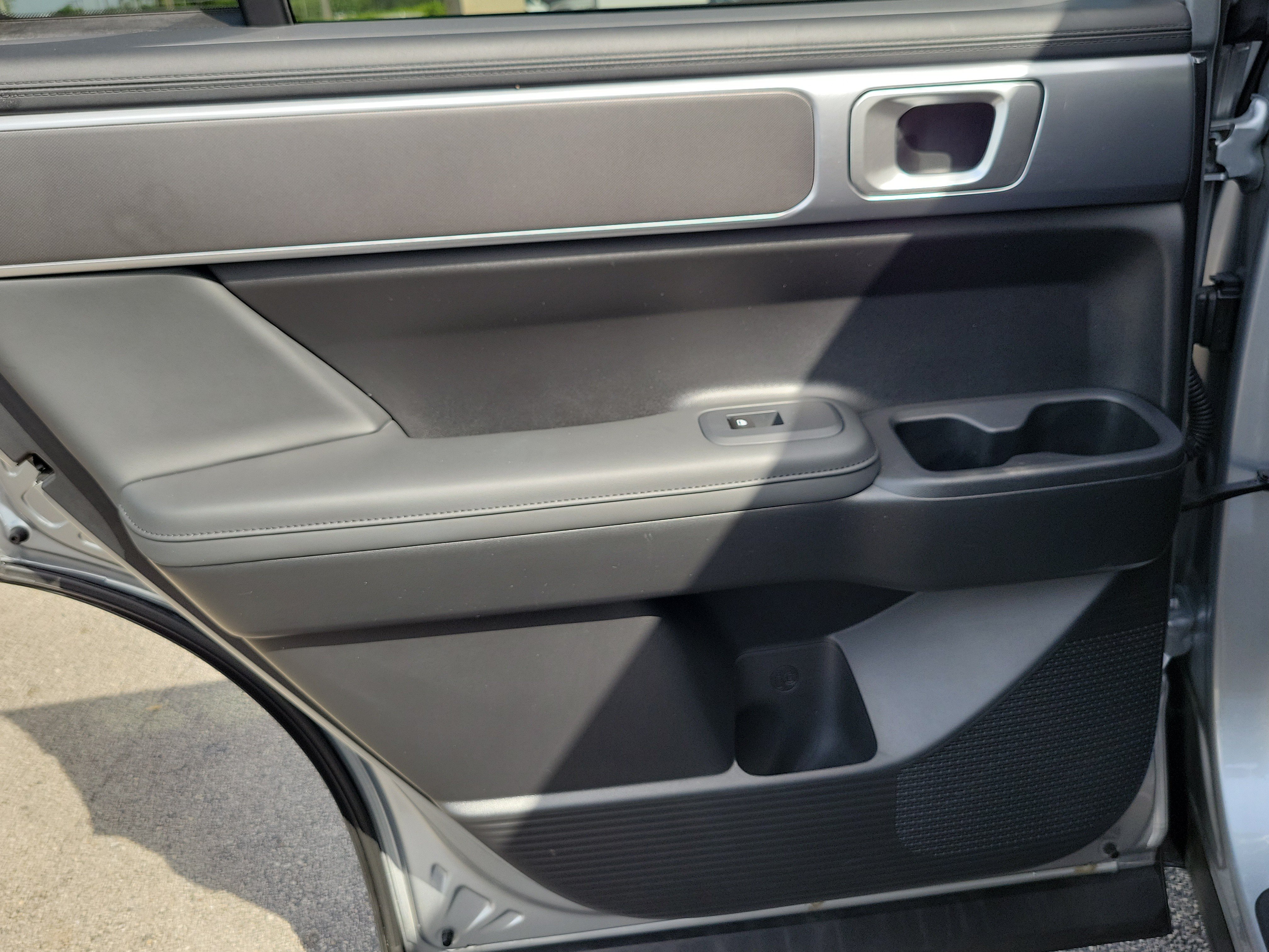 Used 2026 Shimmering Silver Hyundai SEL image 12