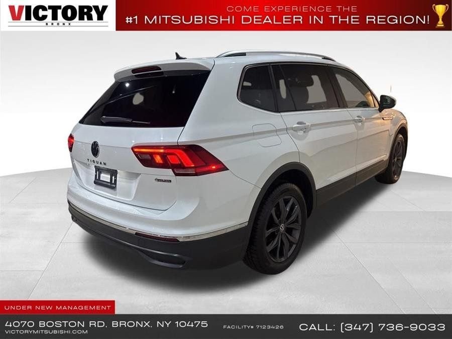 Used 2023 White Volkswagen 2.0T SE image 4