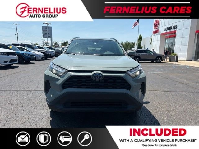 Used 2023 Green Toyota XLE image 7