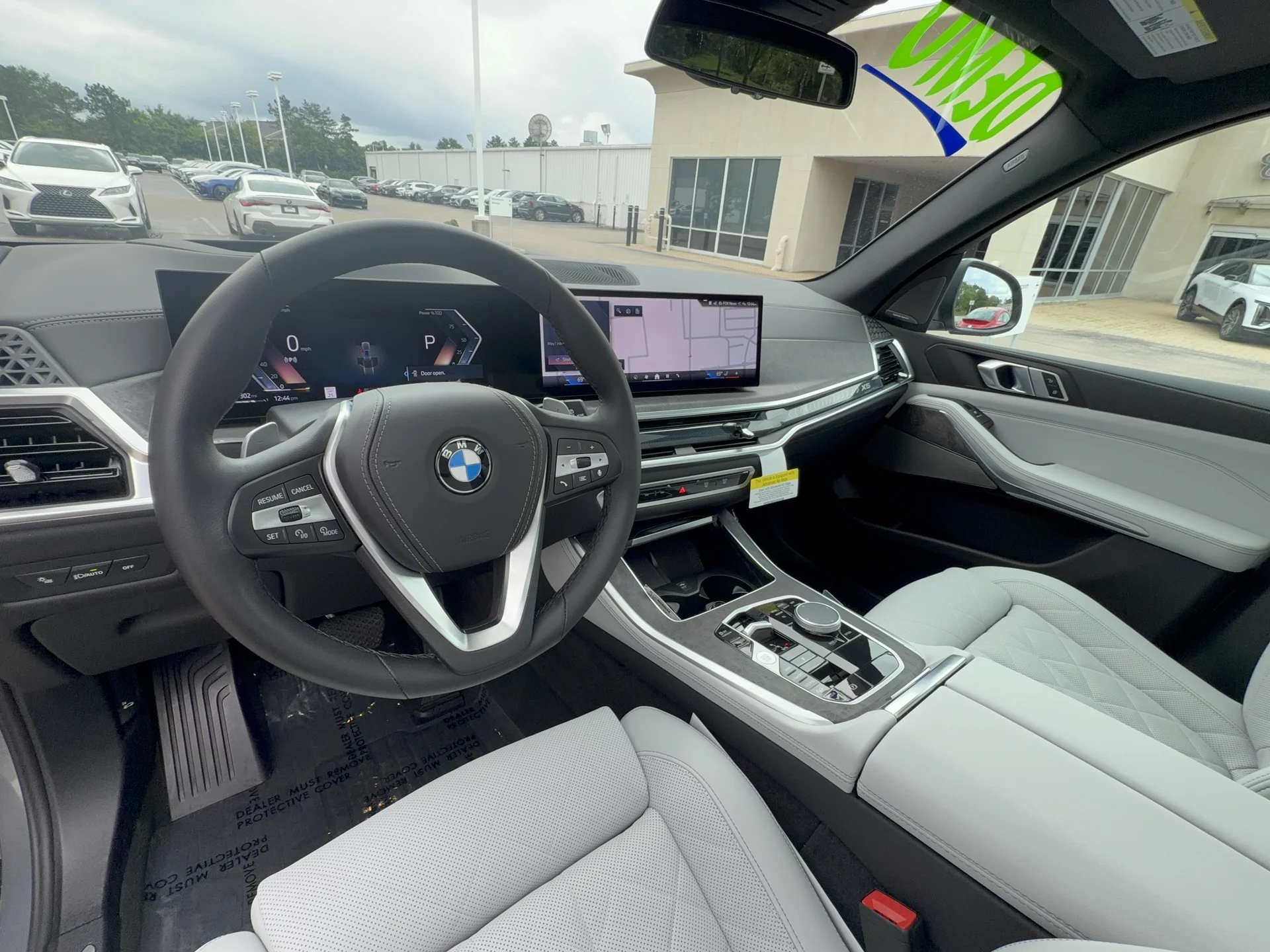 New 2026 Skyscraper Grey Metallic BMW xDrive40i image 10
