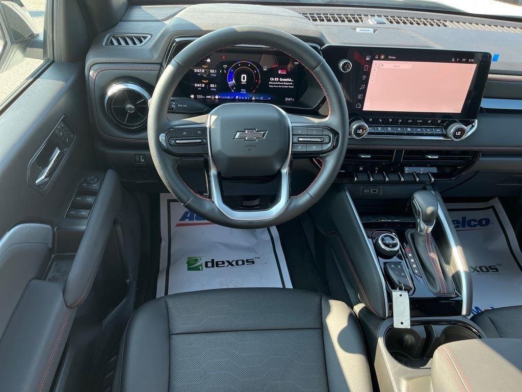 2025 Chevrolet Colorado Z71 - Photo 8