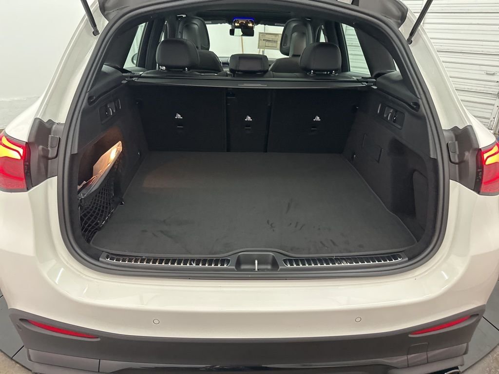 New 2026 Polar White Mercedes-Benz AMG® GLC 43 4MATIC® SUV image 25
