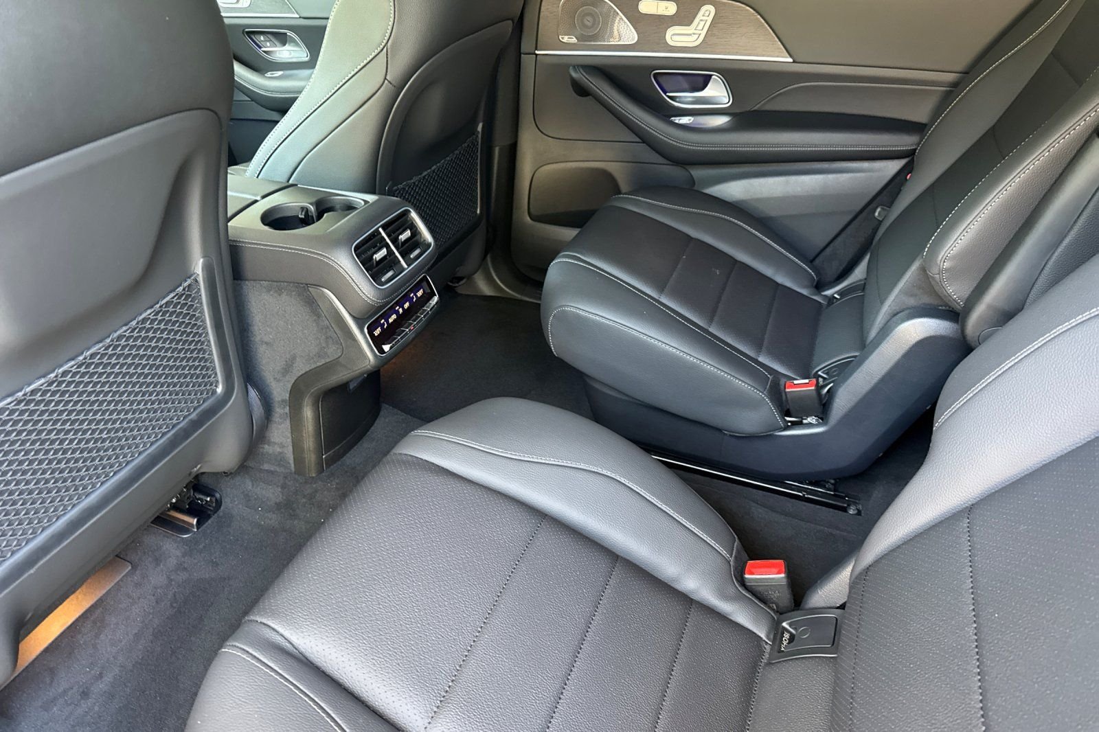 New 2026 Black Mercedes-Benz GLS 450 image 10