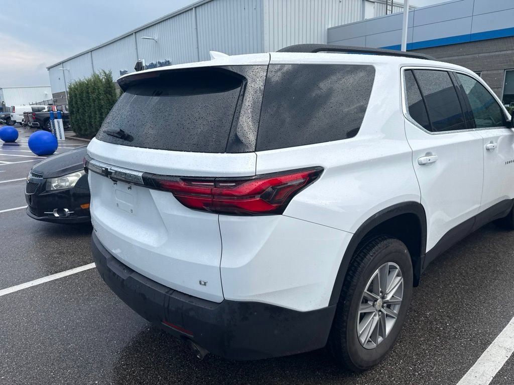 Used 2023 SUMMIT WHITE Chevrolet LT Cloth image 9