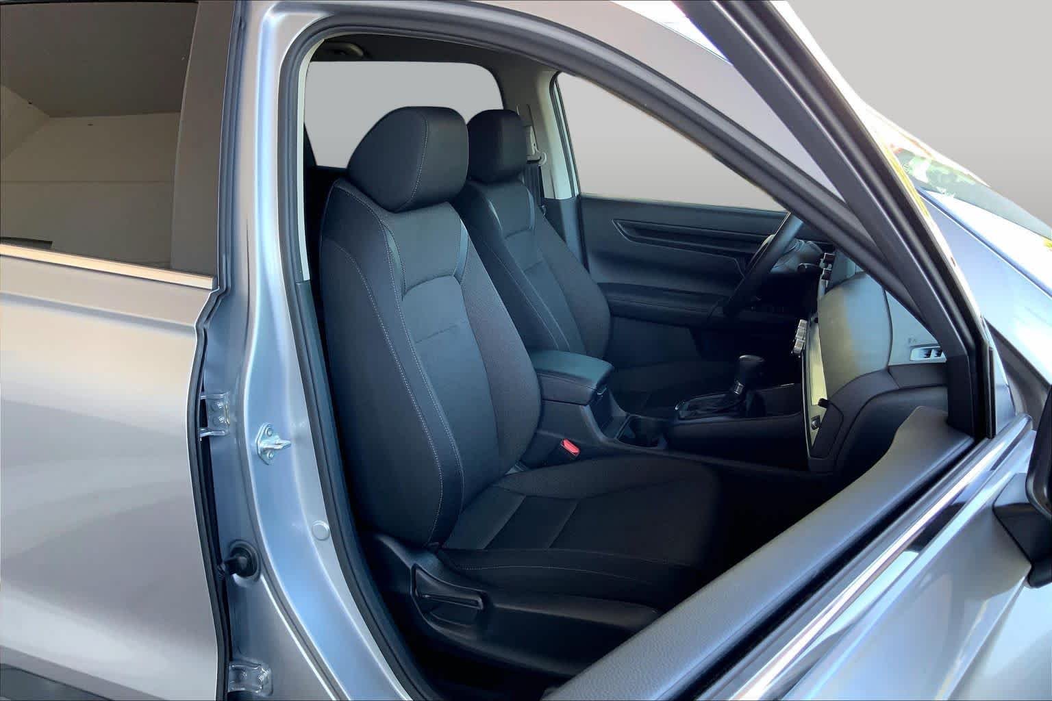 Used 2024 Lunar Silver Metallic Honda LX image 9