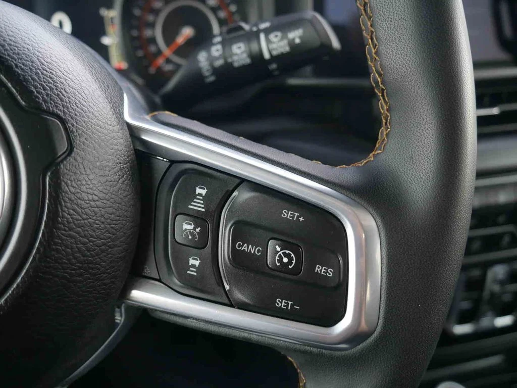 Certified Used 2025 White Jeep Sahara image 32