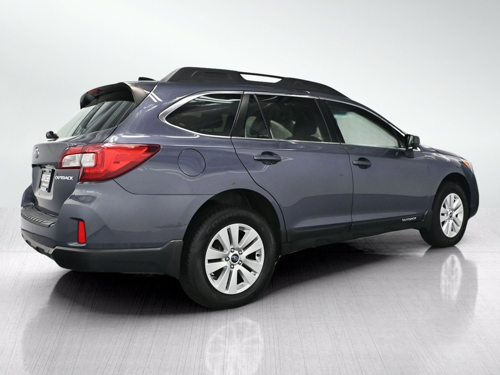 Used 2016 Carbide Gray Metallic Subaru 2.5i Premium image 7
