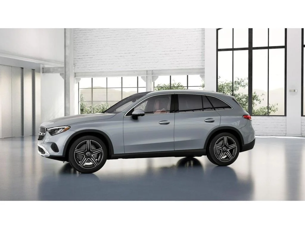 New 2027 Silver Mercedes-Benz GLC 300 image 35