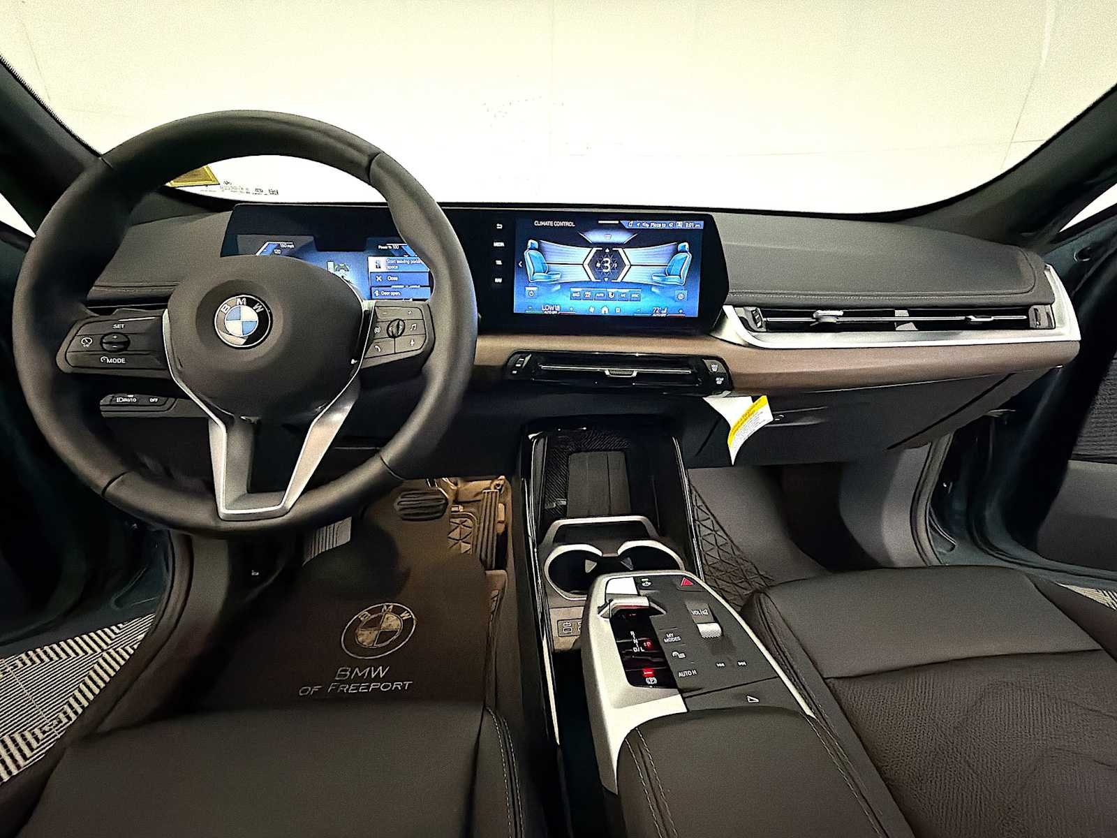 2026 BMW X1 28i - Photo 16
