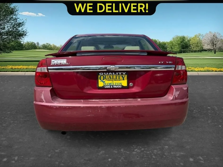Used 2005 Red Chevrolet LT image 4