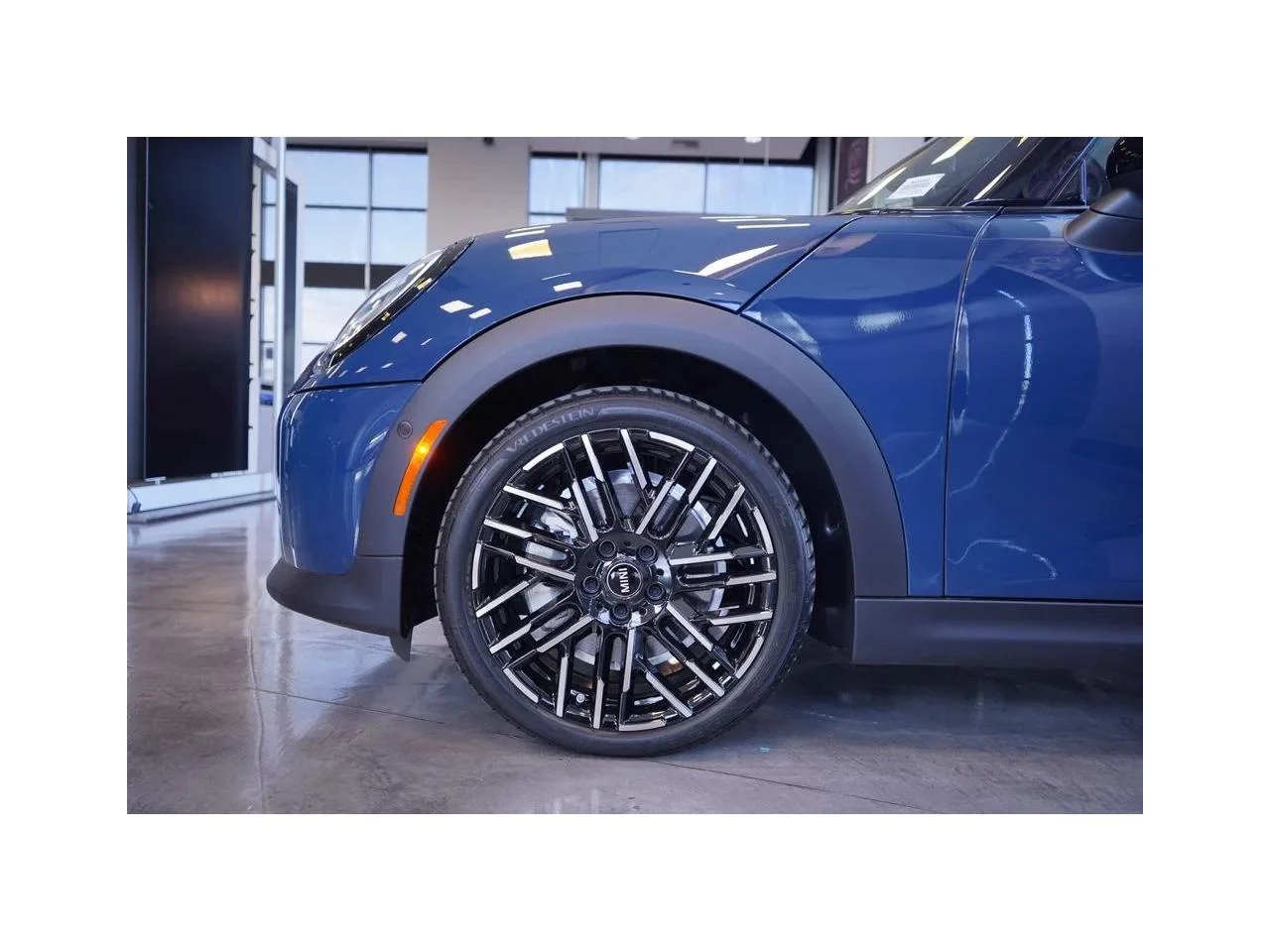 New 2026 Indigo Sunset Blue Metallic MINI SIGNATURE PLUS image 2