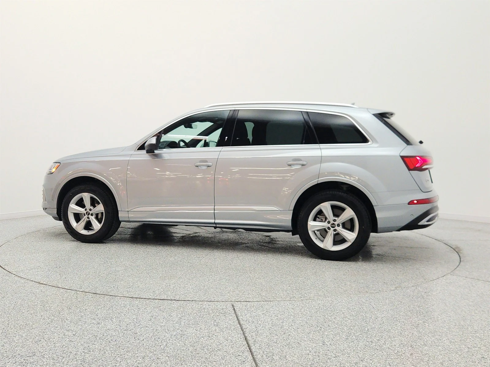 Used 2023 Satellite Silver Metallic Audi Premium 45 TFSI quattro image 8