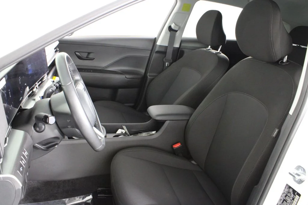 Used 2026 White Hyundai SEL Sport image 20