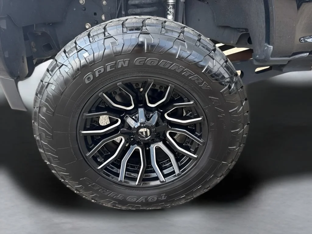 Used 2018  Ford XL image 38