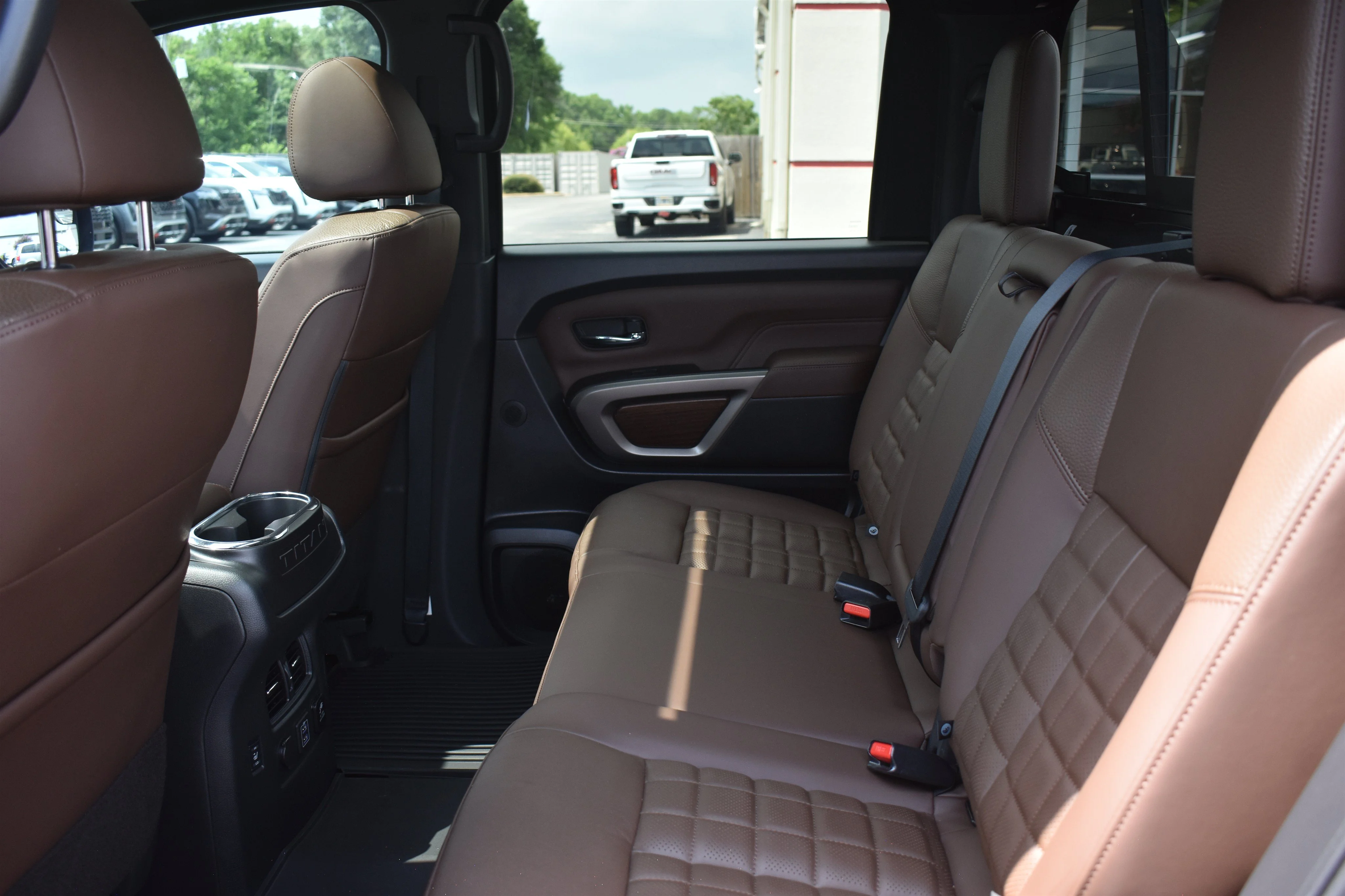 Used 2024 Cardinal Red Metallic Nissan Platinum Reserve image 17