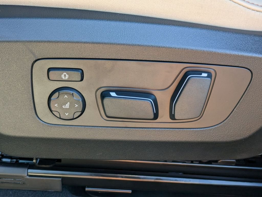 2026 BMW X3 30 - Photo 13