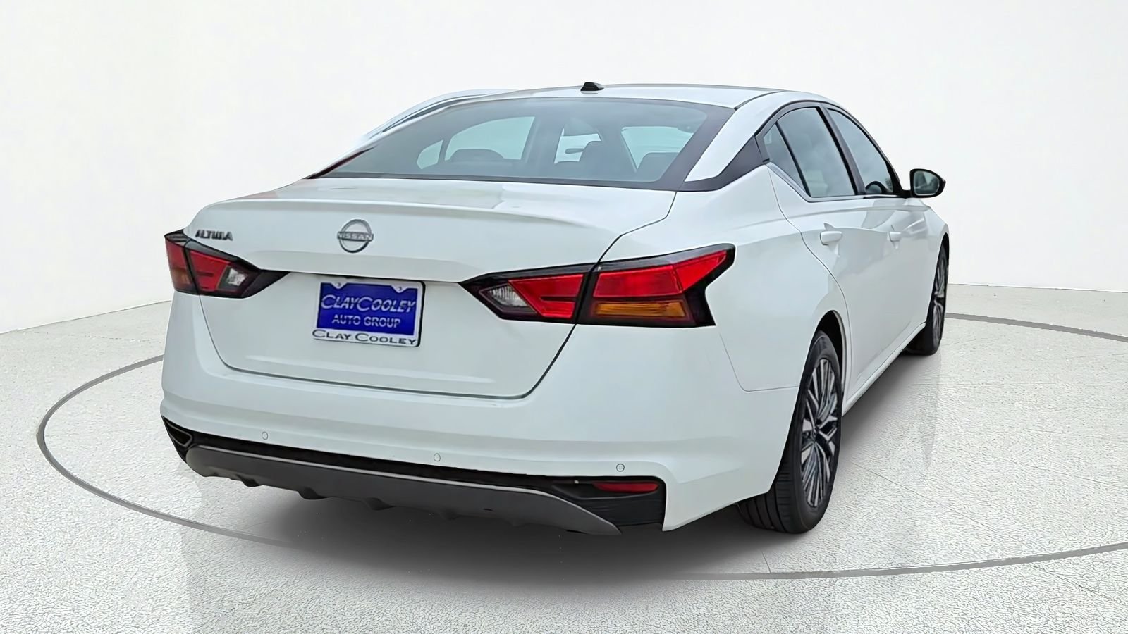 Certified Used 2026 White Nissan 2.5 SV image 8