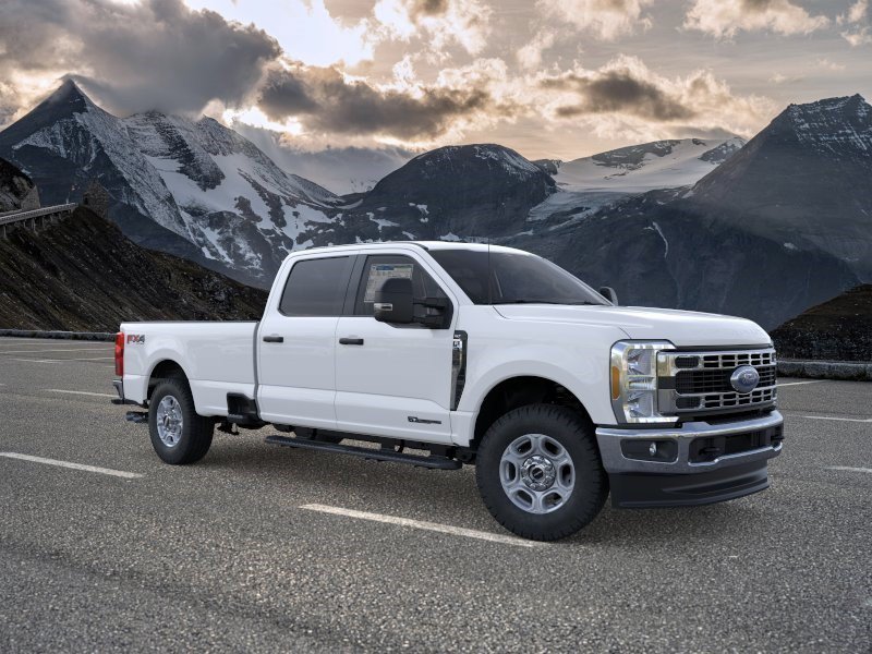 New 2026 Oxford White Ford XLT image 7