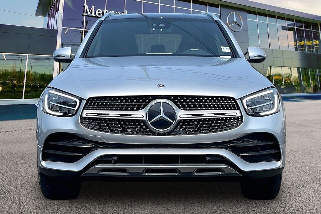 Certified Used 2022  Mercedes-Benz GLC 300 image 2