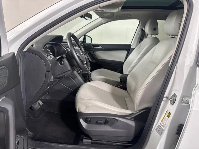 Used 2019 White Volkswagen 2.0T SEL image 11