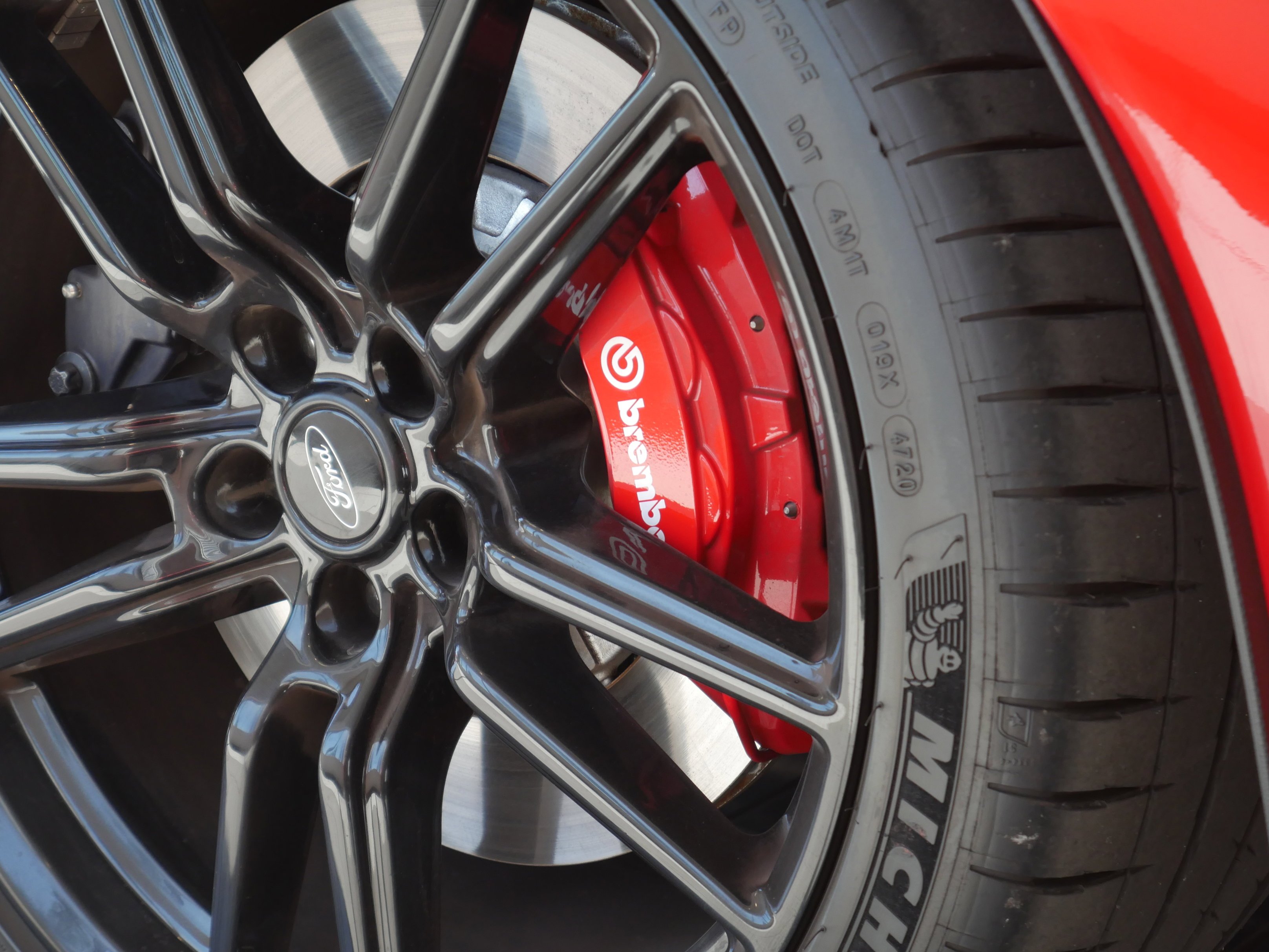 Used 2021 Race Red Ford Shelby GT500 image 30