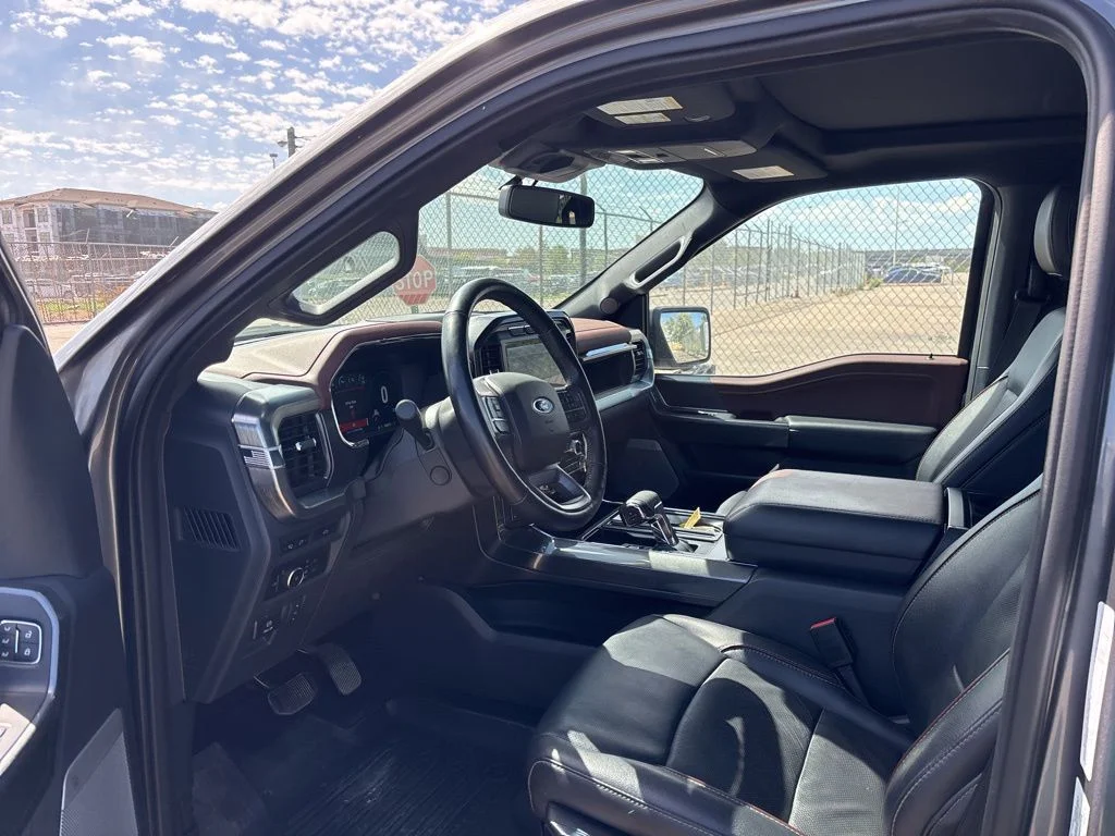 Used 2023 Gray Ford Lariat image 9