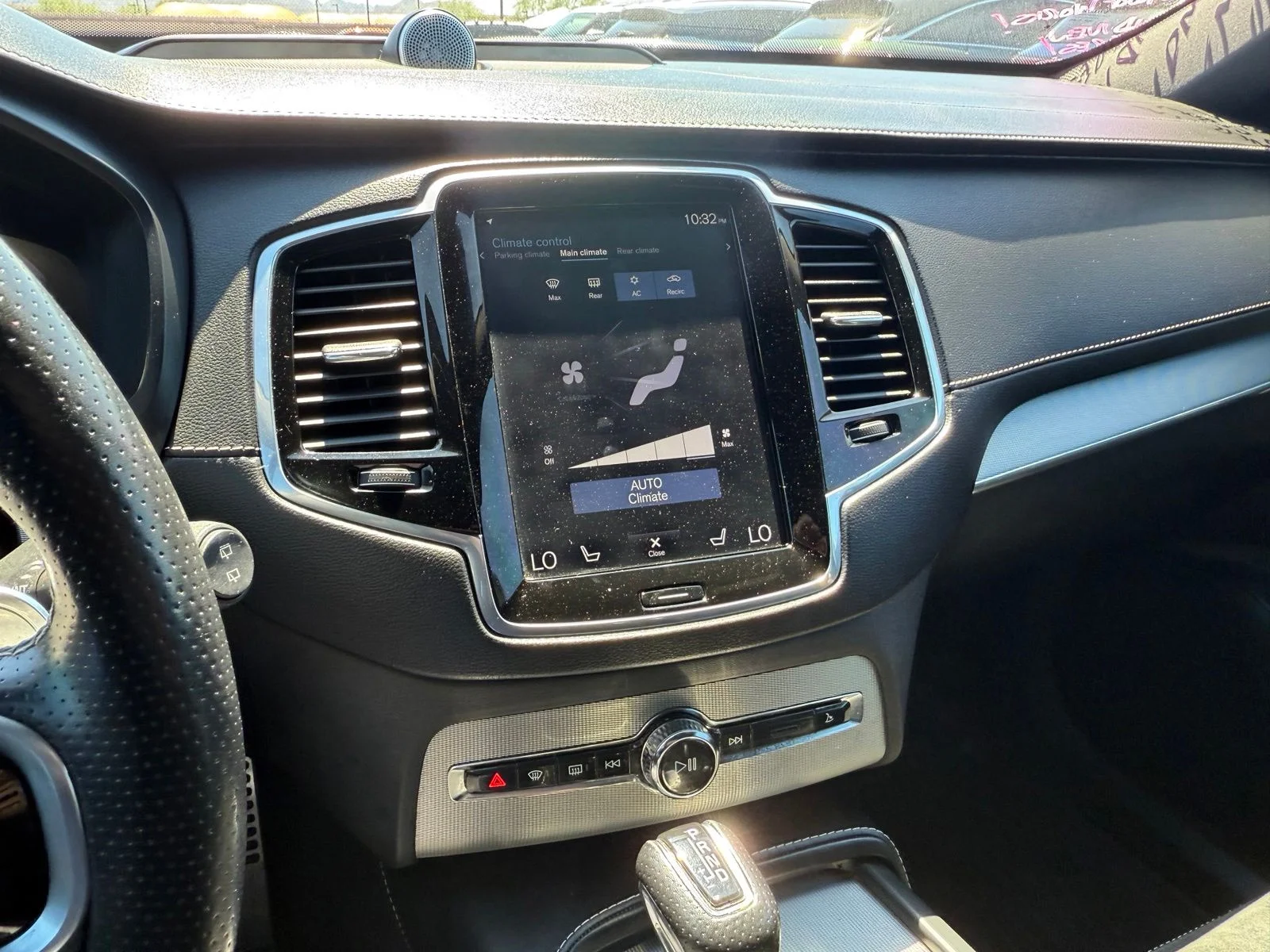 Used 2019 Onyx Black Volvo T6 R-Design image 21
