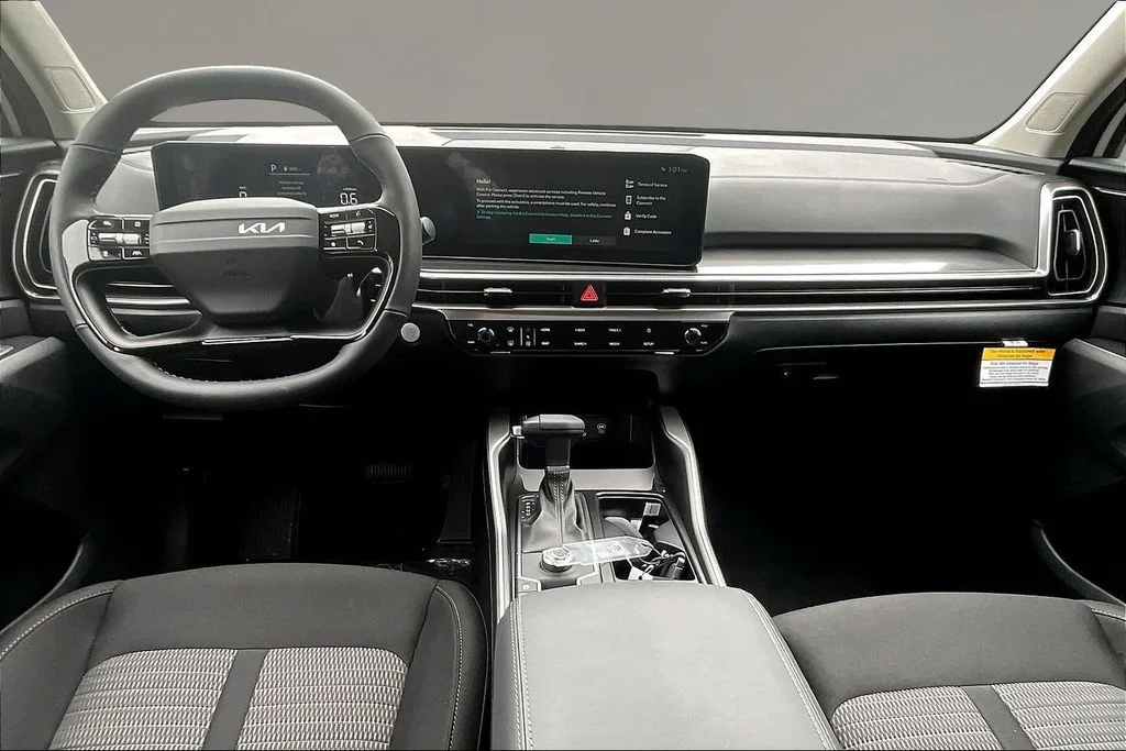 New 2026 Glacial White Pearl Kia LX image 5