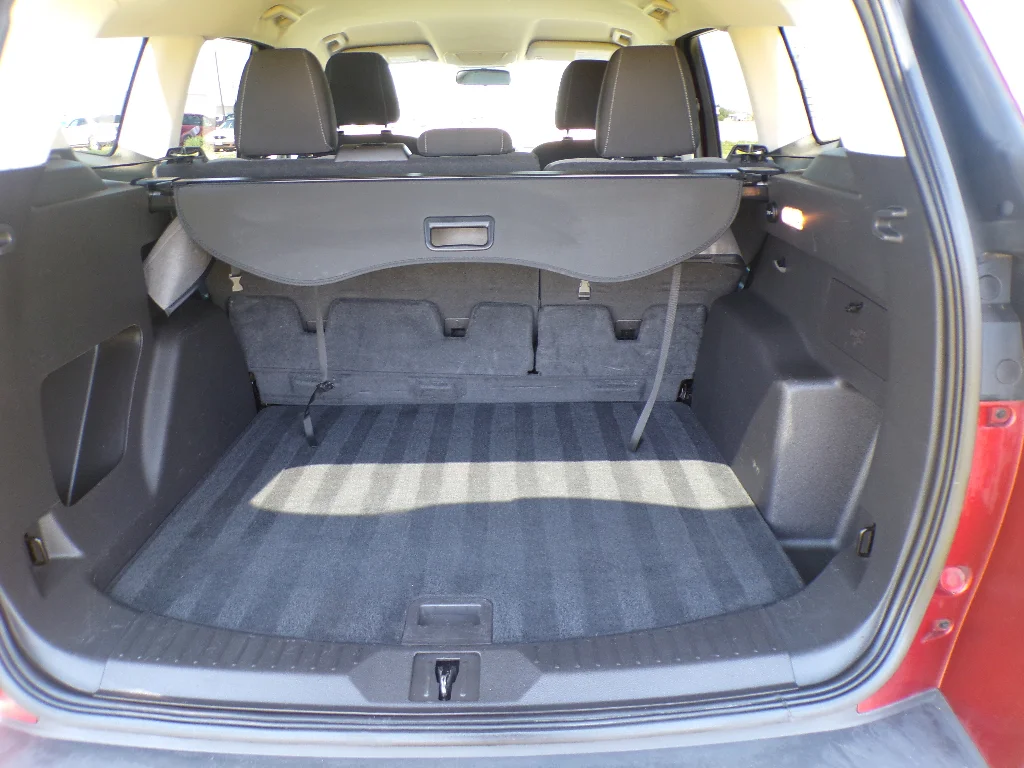 Used 2016 Sunset Ford SE image 11