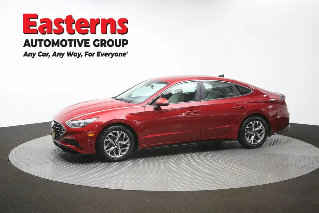 Used 2023 Red Hyundai SEL image 57