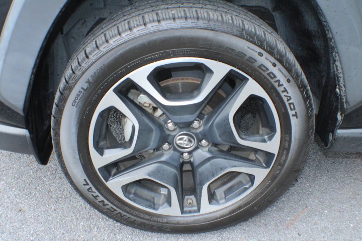 Used 2019 Midnight Black Metallic Toyota Adventure image 3