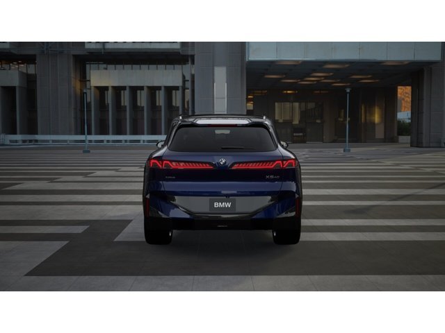 New 2027 Tanzanite Blue II Metallic BMW 40 xDrive image 5