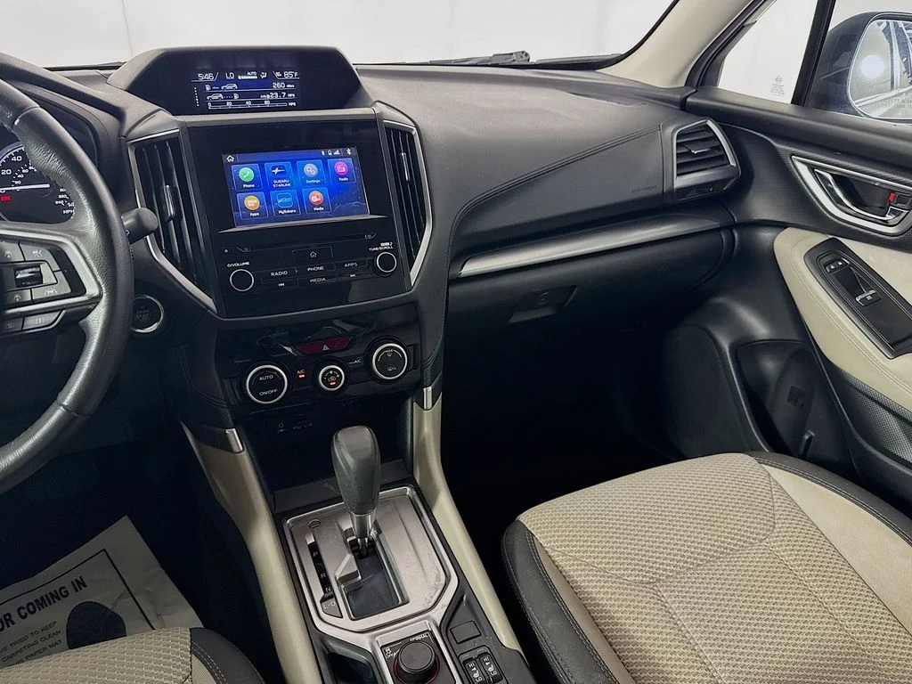 Used 2019 White Subaru Premium image 28