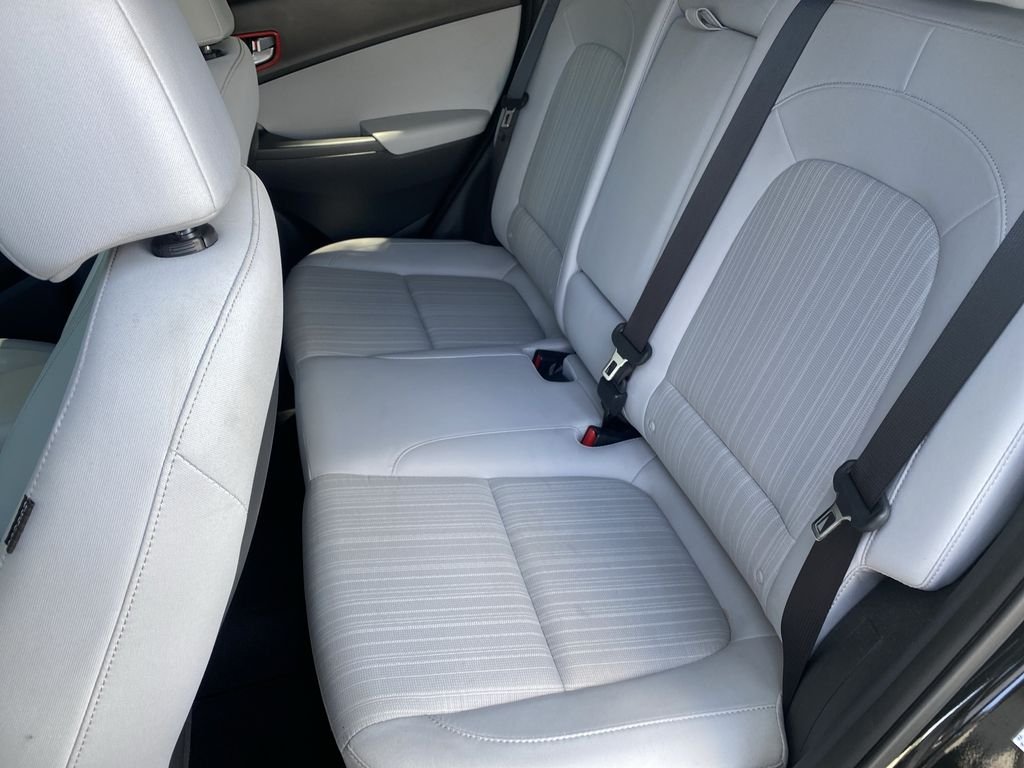 Used 2022 Ultra Black Pearl Hyundai SEL image 28