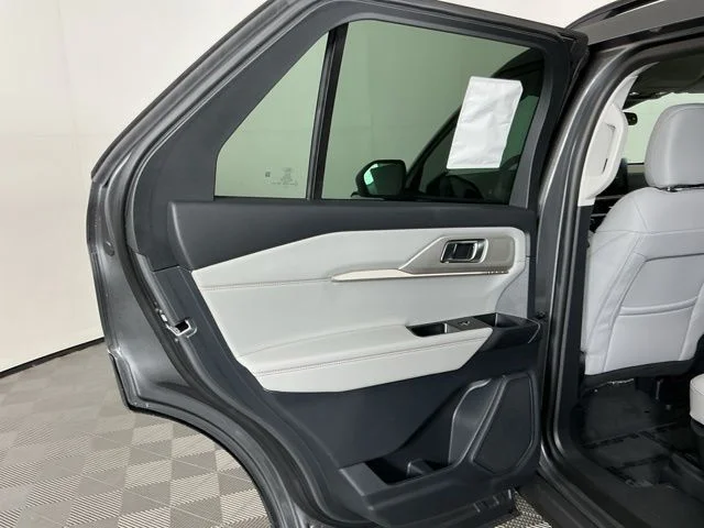 New 2026 Carbonized Gray Metallic Ford Active image 26