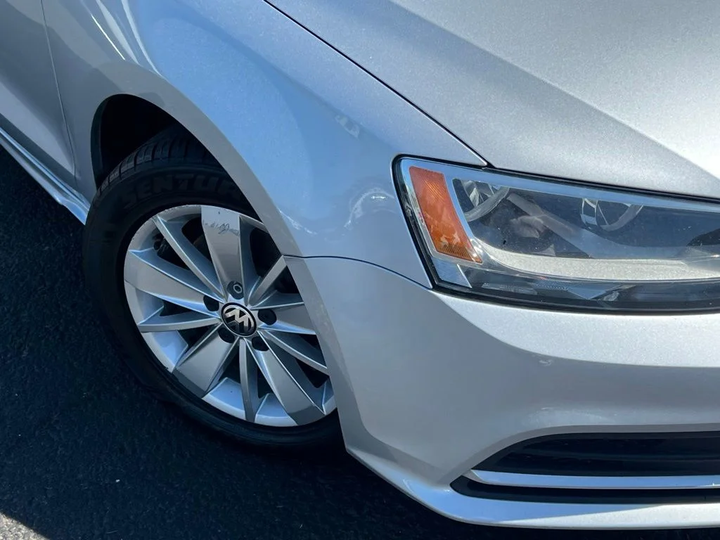 Used 2015 Volkswagen Jetta TDI SE with VIN 3VW3A7AJ4FM307989 for sale in Kirkland, WA