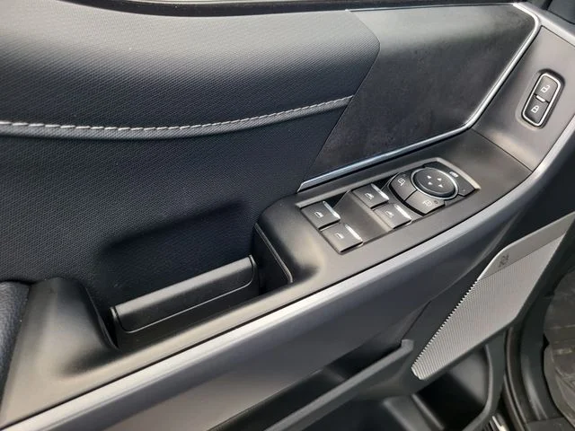 Used 2025 Black Ford XLT image 18