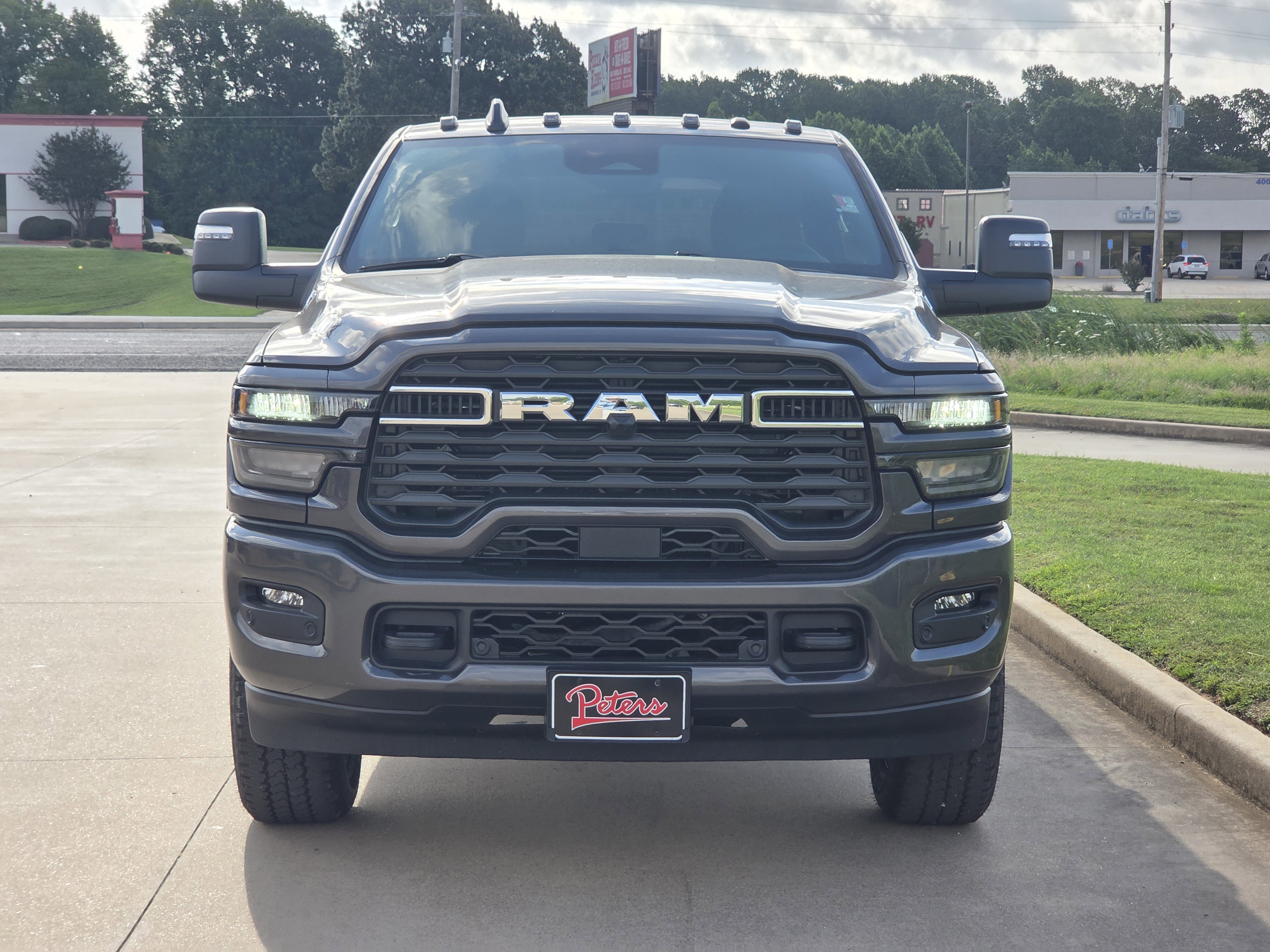 New 2026 Granite Crystal Metallic Clearcoat Ram Lone Star image 2