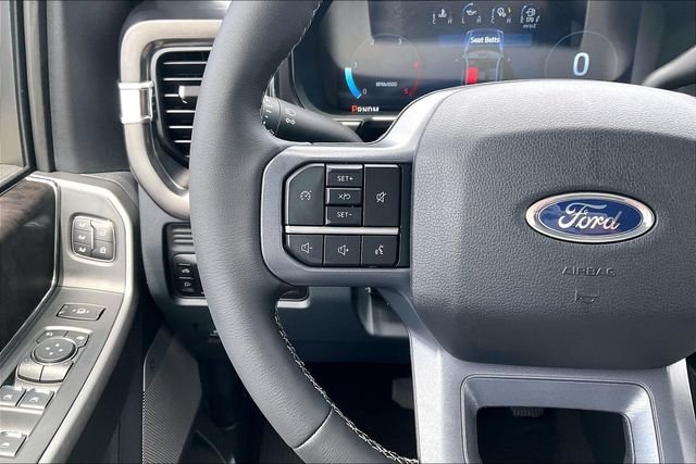 New 2026 Star White Metallic Tri-Coat Ford F-250® Lariat® image 22