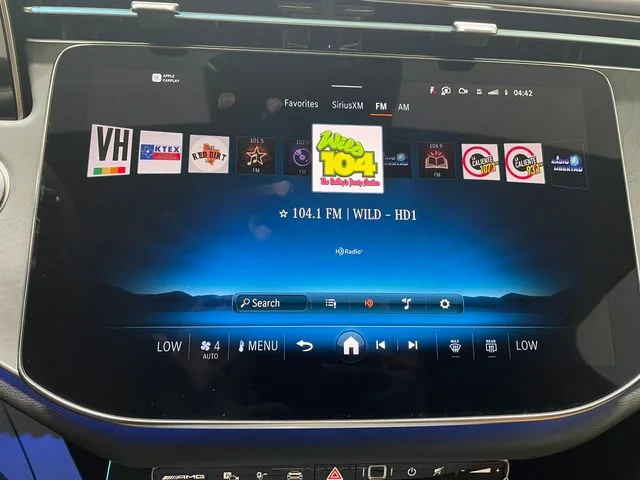 New 2026 MANUFAKTUR Moonlight Whit Mercedes-Benz E 53 AMG® image 30