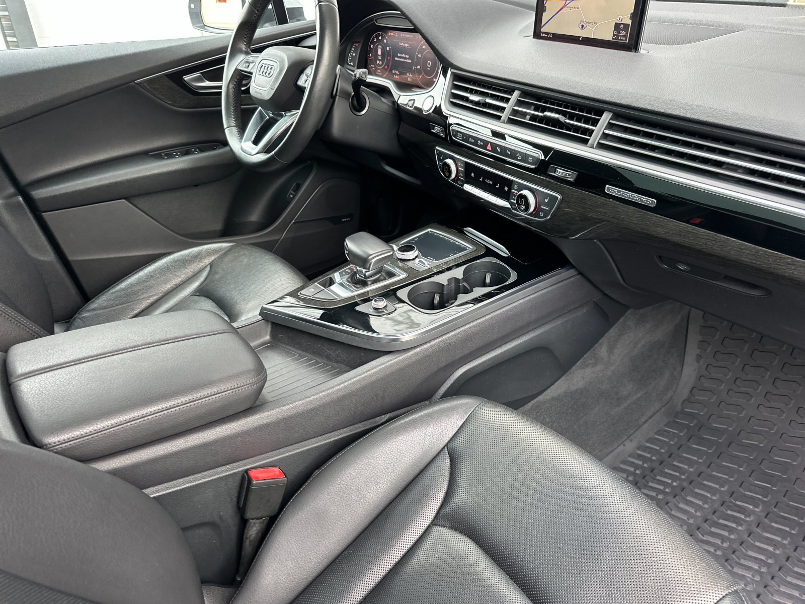 Used 2019  Audi 55 Prestige image 18
