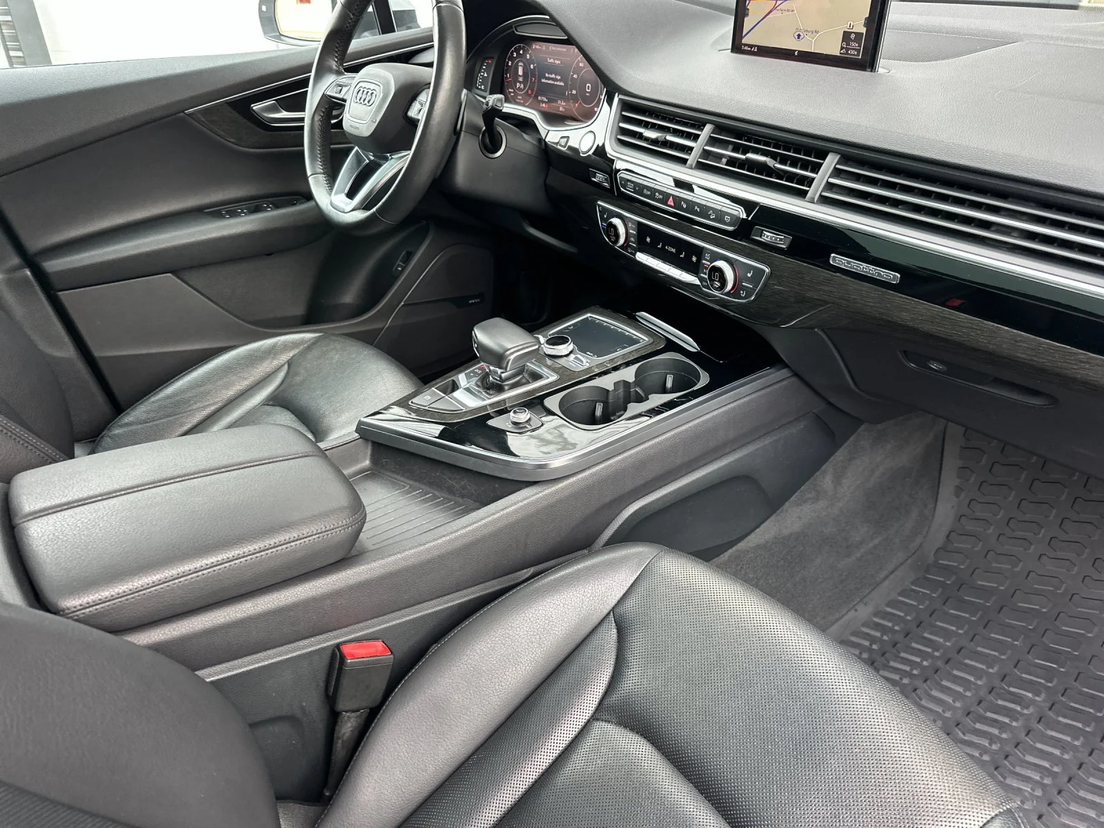 Used 2019  Audi 55 Prestige image 18