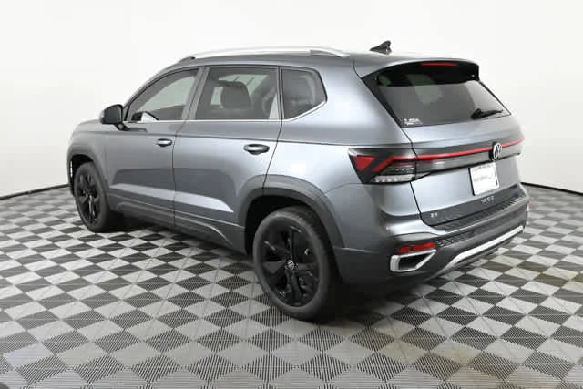 New 2026 Platinum Gray Metallic Volkswagen SE image 6