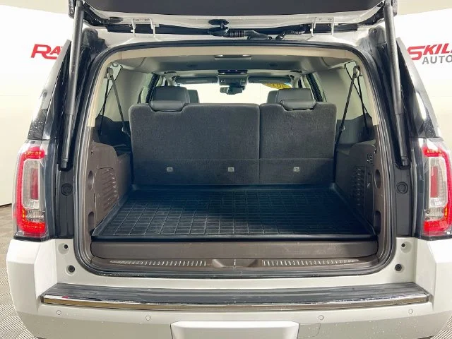 Used 2019 White GMC Denali image 29