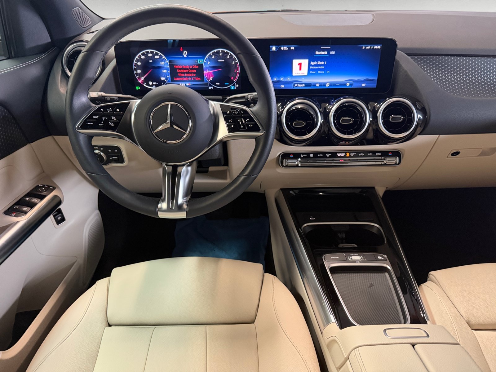 Used 2026 Polar White Mercedes-Benz GLA 250 image 14