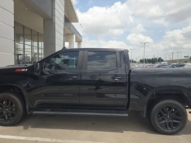 Used 2022 Black Chevrolet LT Trail Boss image 7
