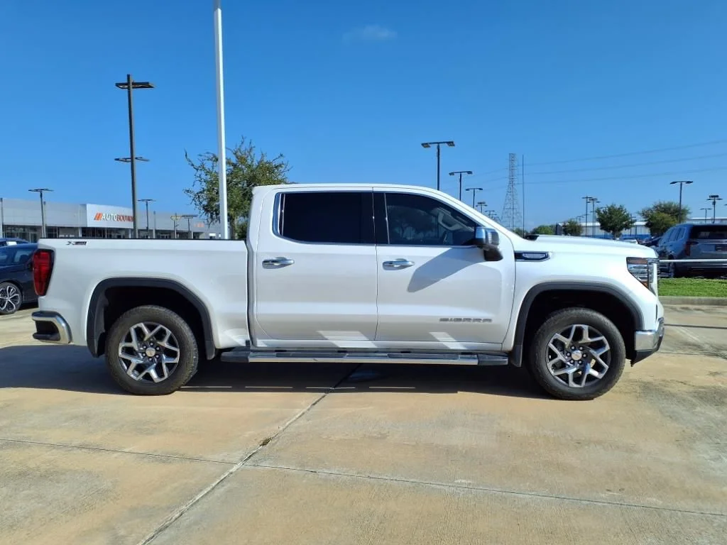 2023 GMC Sierra 1500 SLT - Photo 20