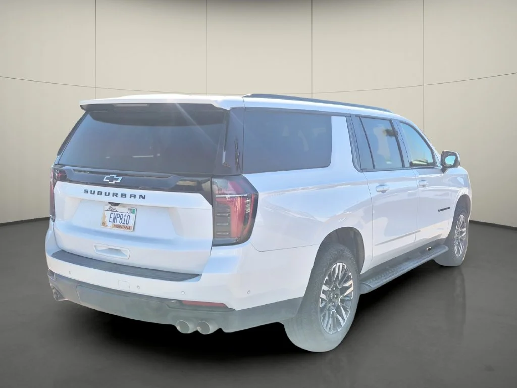 Used 2025 Beige Chevrolet Z71 image 7