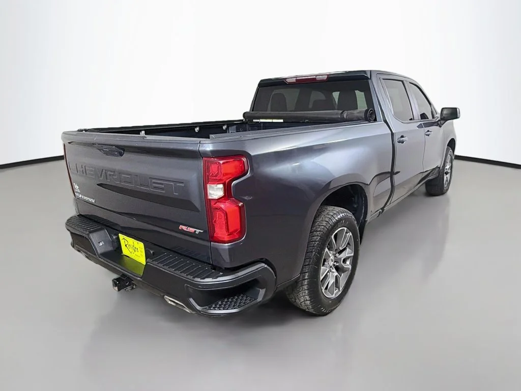 Used 2021 SHADOW GRAY METALLIC Chevrolet RST image 6